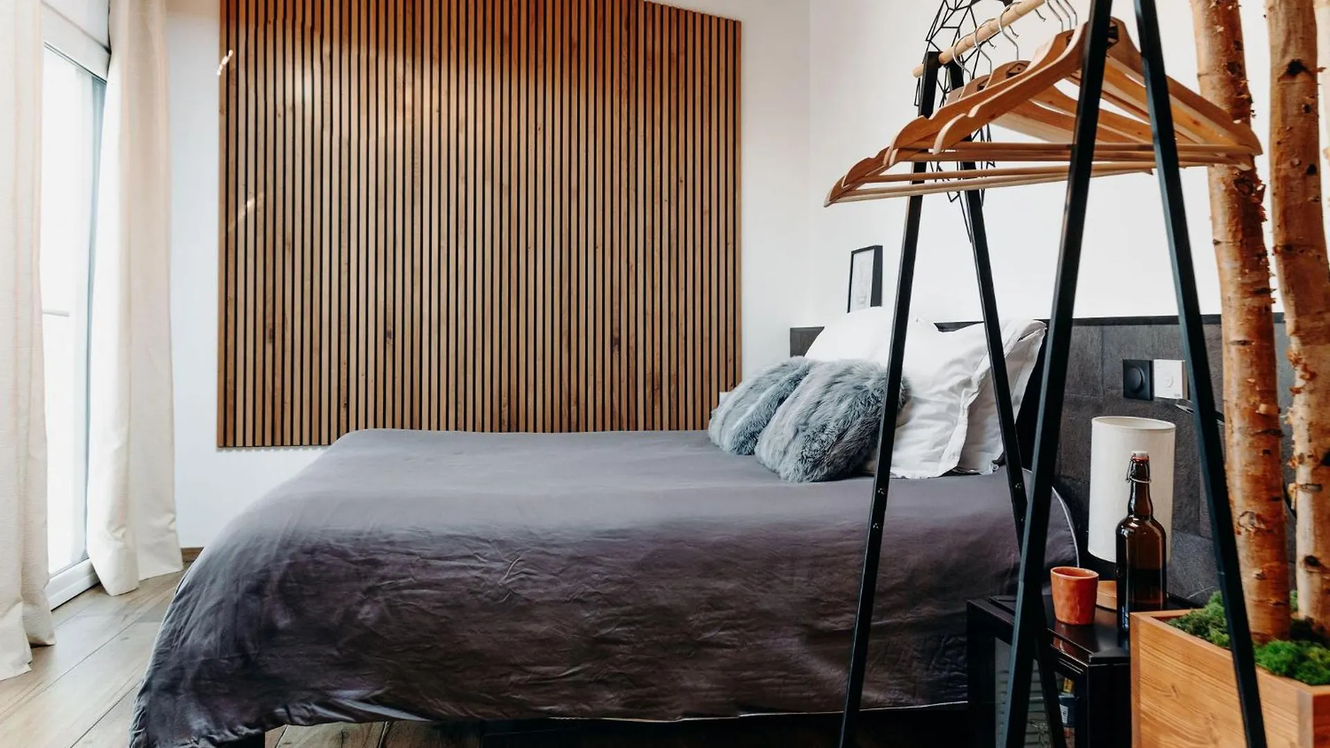La Villa D'Helene 2 - Chambres D'Hotes - Cluses - Sejour Professionnels - Parking Gratuit 0*,  France
